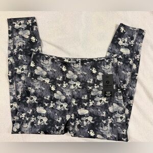 Leg end Floral Patterned Leggings